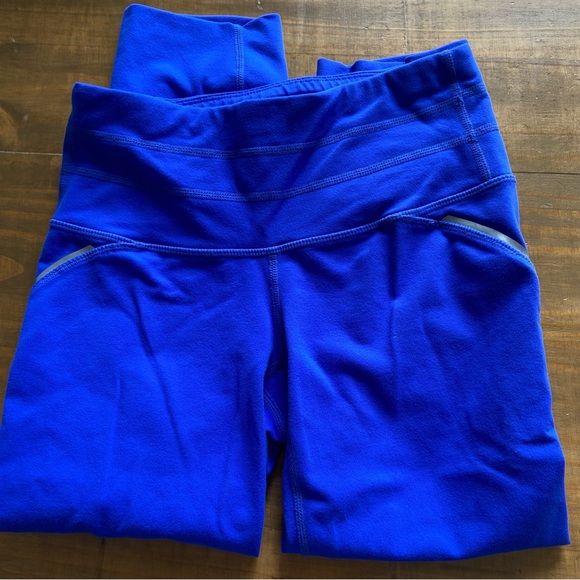Athleta Relay Capri-Cadet Blue-Size XXS - Picture 7 of 7